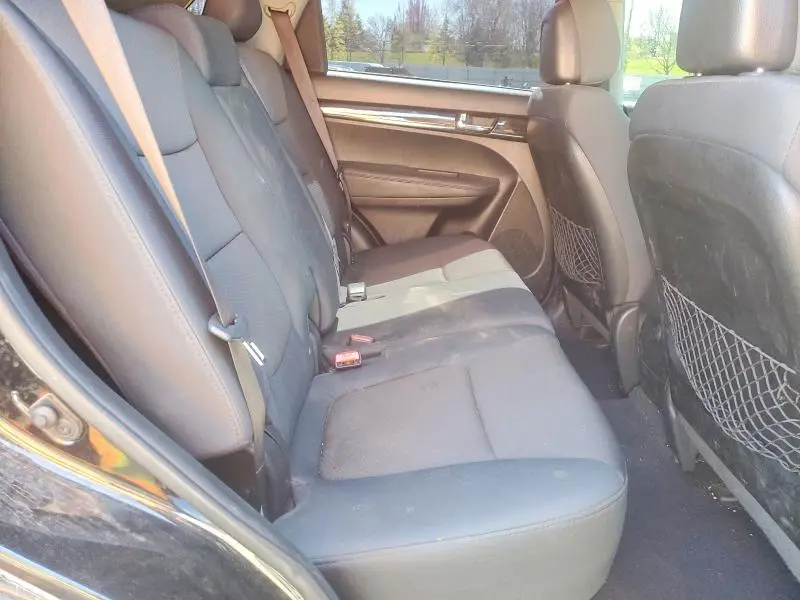 2013 KIA SORENTO LX  