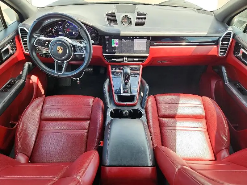 2020 PORSCHE CAYENNE   