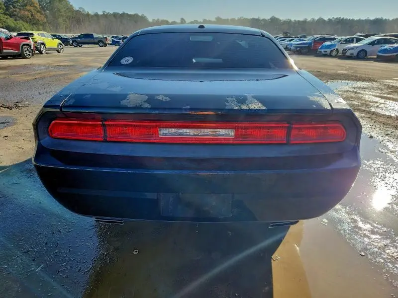 2012 DODGE CHALLENGER SXT  
