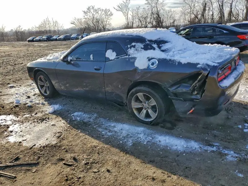 2016 DODGE CHALLENGER SXT  