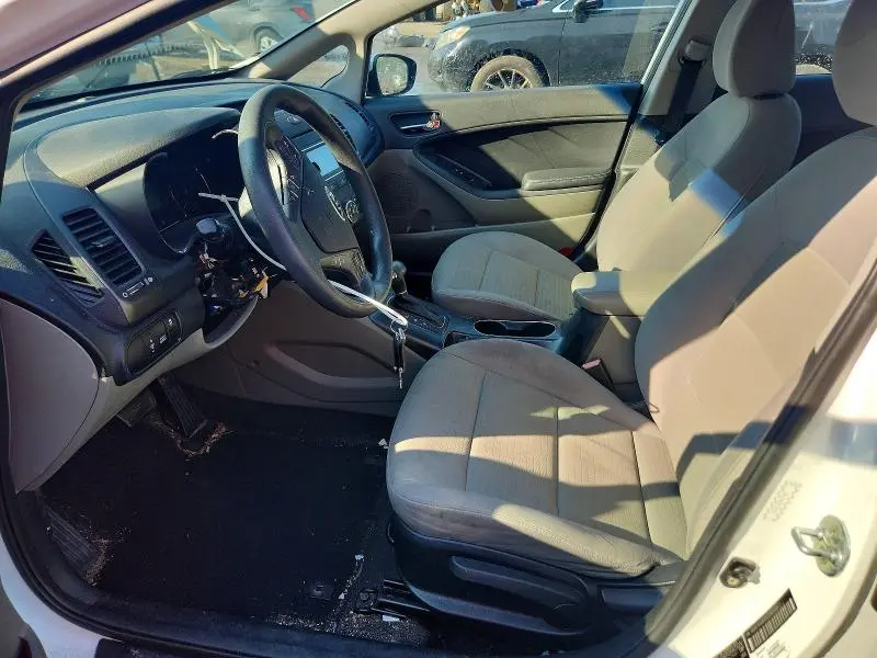 2016 KIA FORTE LX  