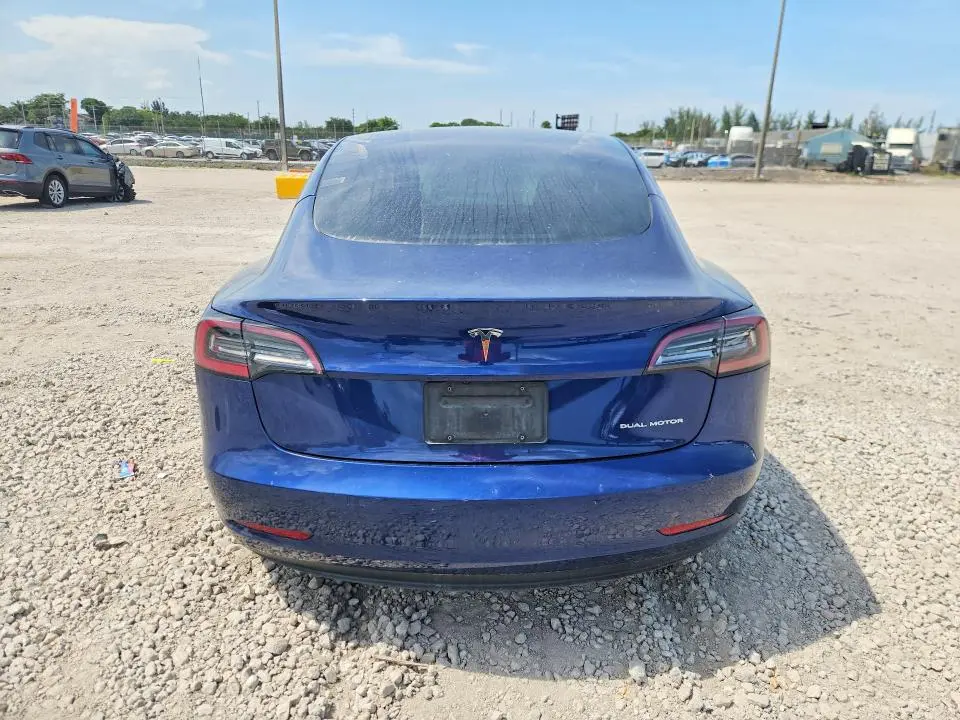 2022 TESLA MODEL 3   