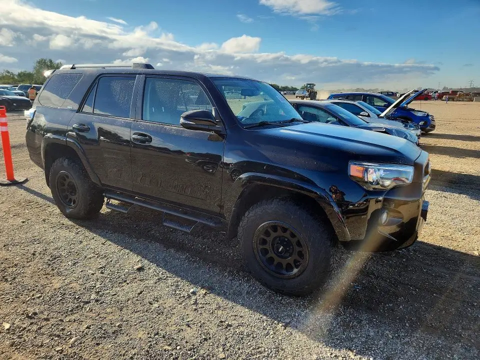 2019 TOYOTA 4RUNNER SR5 PREMIUM  