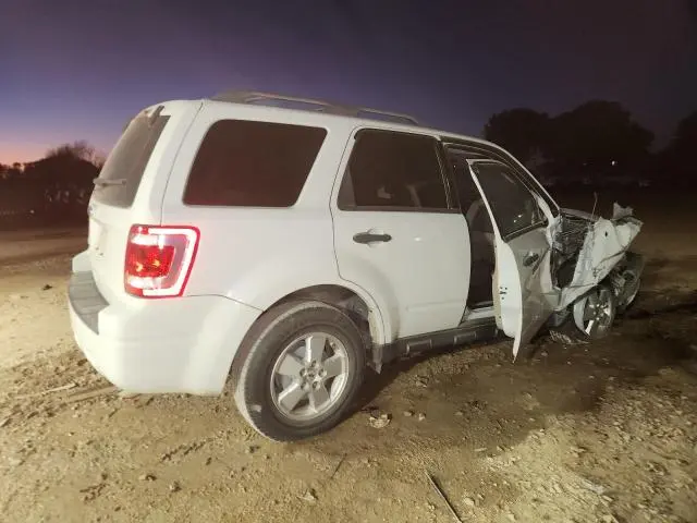 2012 FORD ESCAPE XLS  