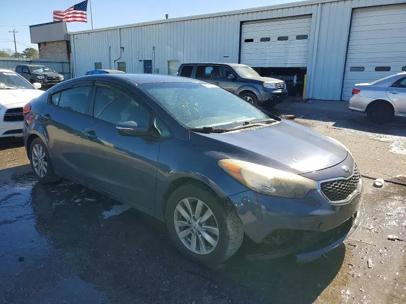 2015 KIA FORTE LX  
