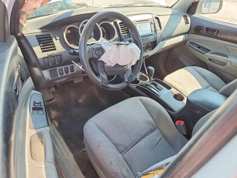 2015 TOYOTA TACOMA BASE  