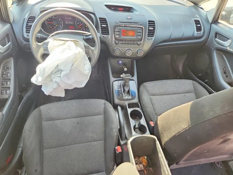 2018 KIA FORTE LX  