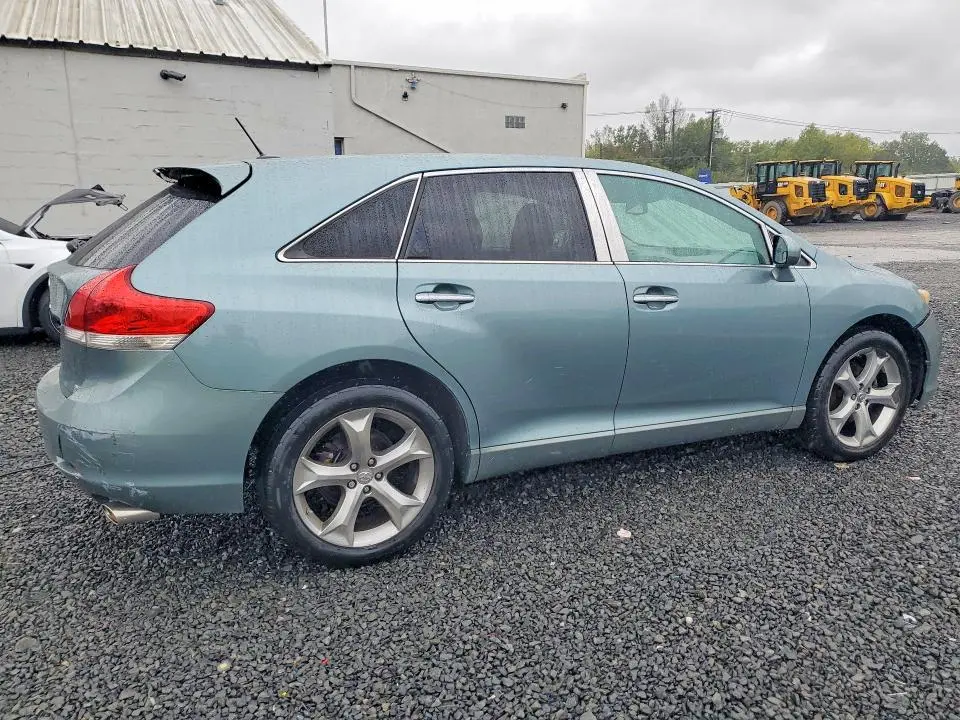2011 TOYOTA VENZA AWD V6  