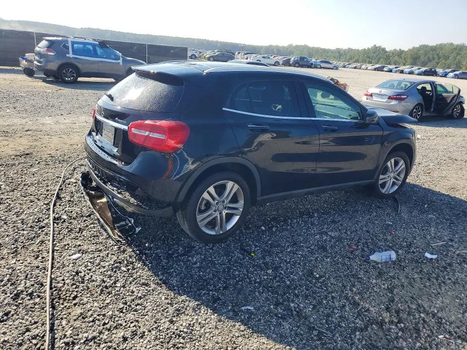 2015 MERCEDES-BENZ GLA 250 4MATIC  