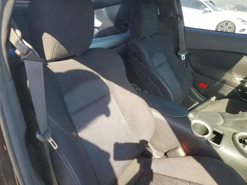2010 NISSAN 370Z BASE  