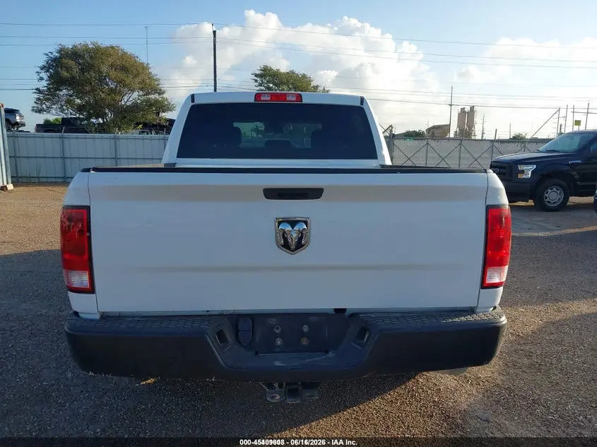 2020 RAM 1500 CLASSIC TRADESMAN  4X2 5'7 BOX