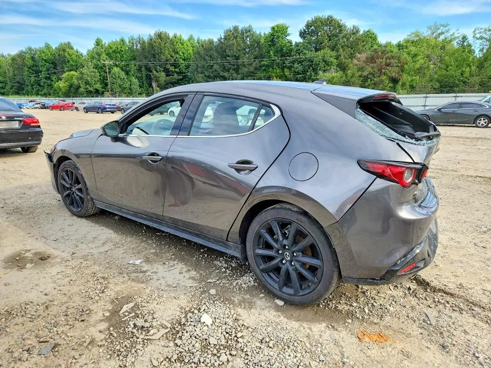 2025 MAZDA 3 PREMIUM  