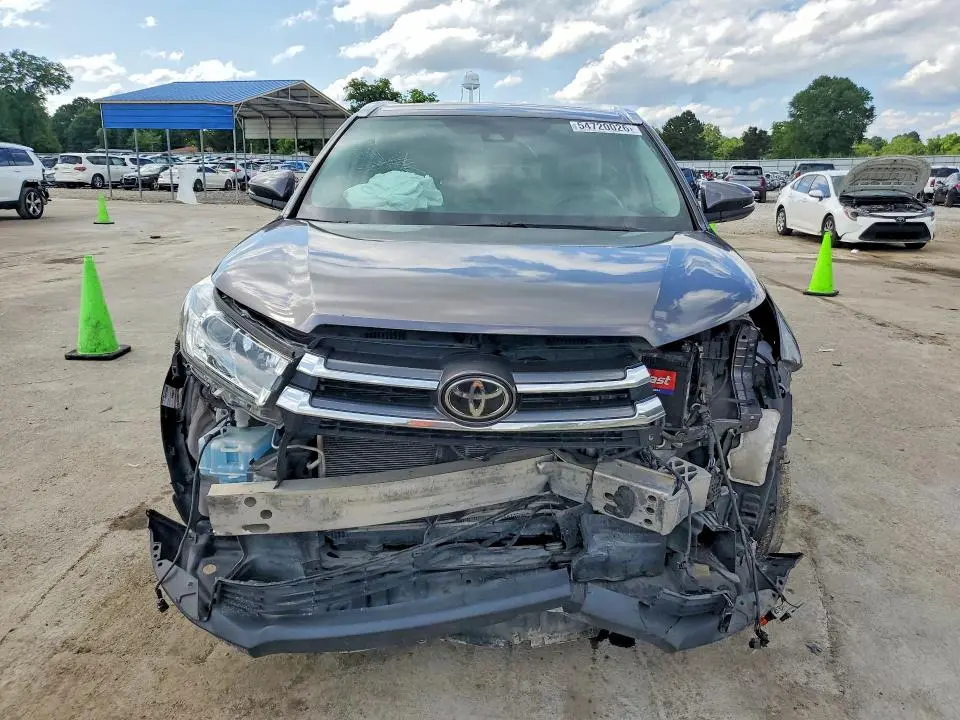 2019 TOYOTA HIGHLANDER LIMITED  