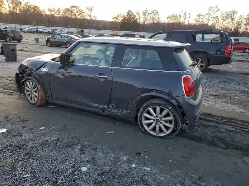 2019 MINI COOPER S  