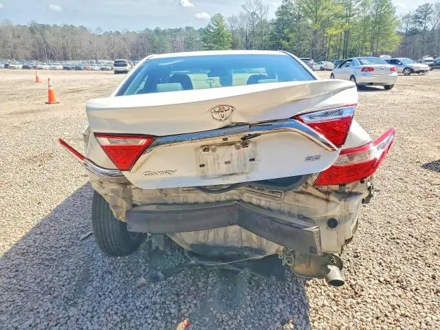 2017 TOYOTA CAMRY SE  