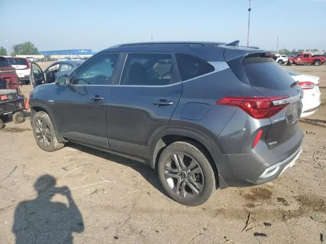 2021 KIA SELTOS S  