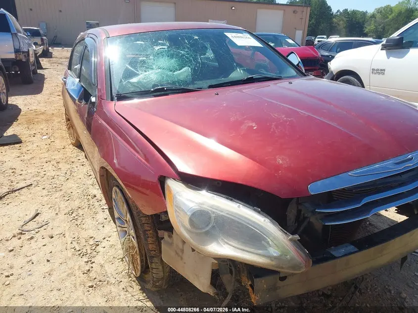 2011 CHRYSLER 200 LIMITED