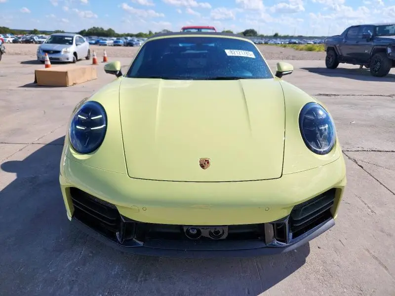 2025 PORSCHE 911 CARRERA  