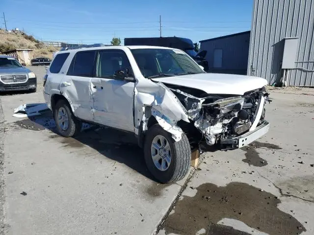 2016 TOYOTA 4RUNNER SR5/SR5 PREMIUM  