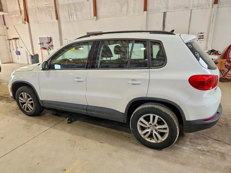 2015 VOLKSWAGEN TIGUAN S  