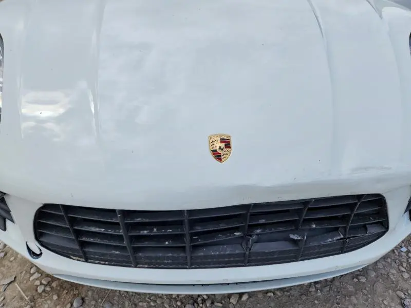 2015 PORSCHE MACAN S  