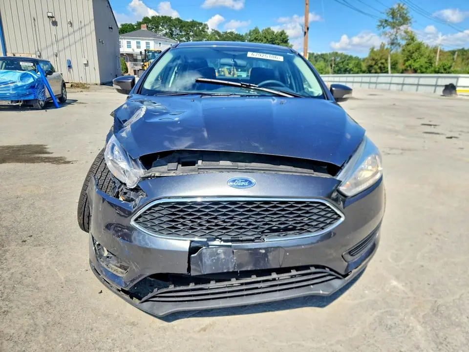 2017 FORD FOCUS SE  