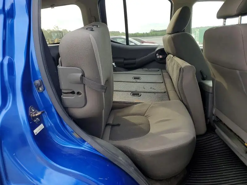 2013 NISSAN XTERRA X  