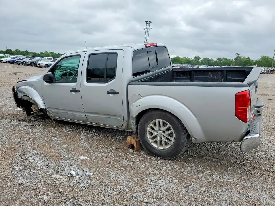 2016 NISSAN FRONTIER SV  