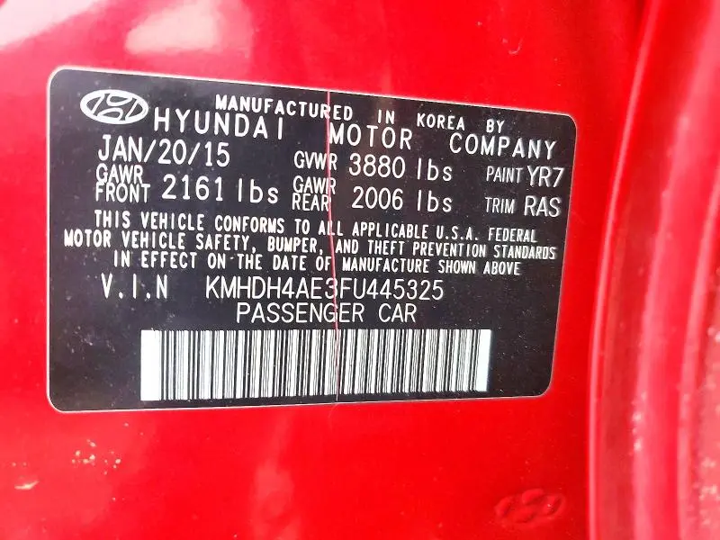 2015 HYUNDAI ELANTRA SE  