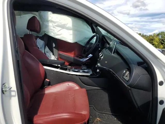 2021 KIA STINGER GT2  