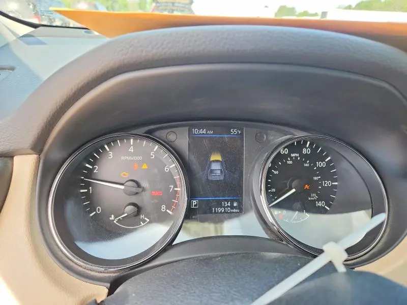 2020 NISSAN ROGUE SV  