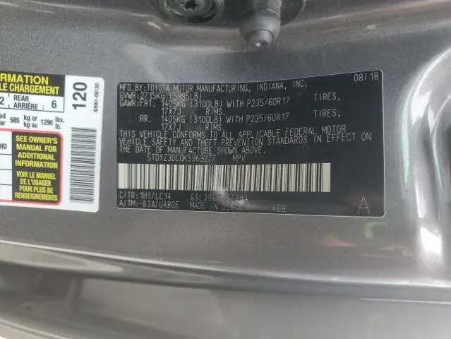 2019 TOYOTA SIENNA XLE  