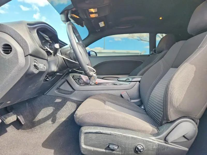 2020 DODGE CHALLENGER SXT  