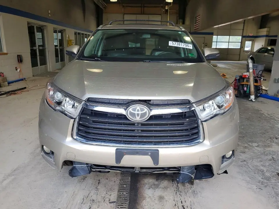 2015 TOYOTA HIGHLANDER LIMITED  