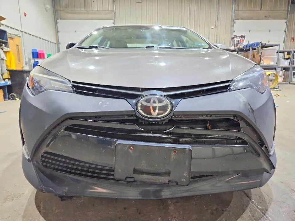 2017 TOYOTA COROLLA LE  