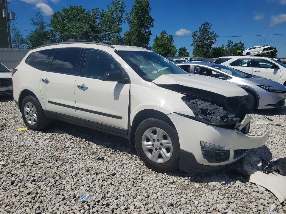 2013 CHEVROLET TRAVERSE LS  
