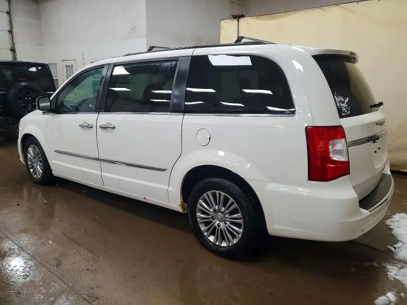 2013 CHRYSLER TOWN & COUNTRY TOURING L  