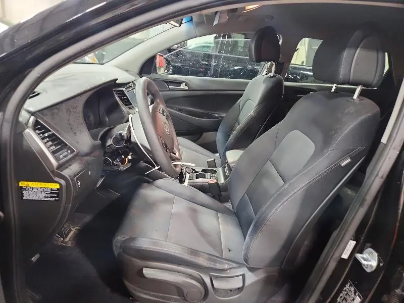 2018 HYUNDAI TUCSON SE  