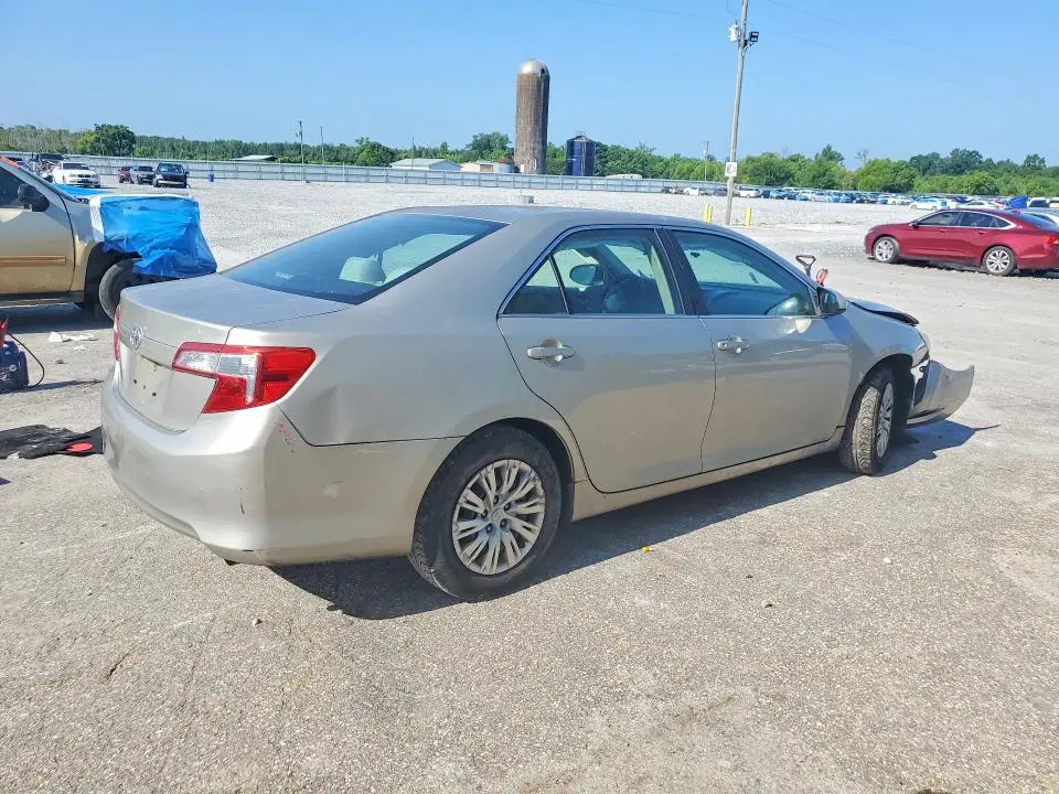 2014 TOYOTA CAMRY L  