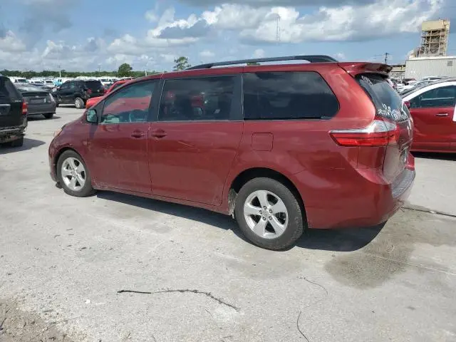2017 TOYOTA SIENNA LE  