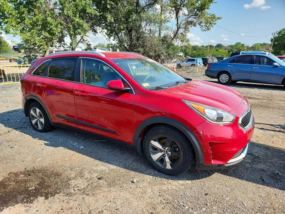 2017 KIA NIRO LX  