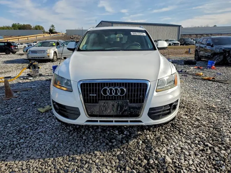 2010 AUDI Q5 PREMIUM  