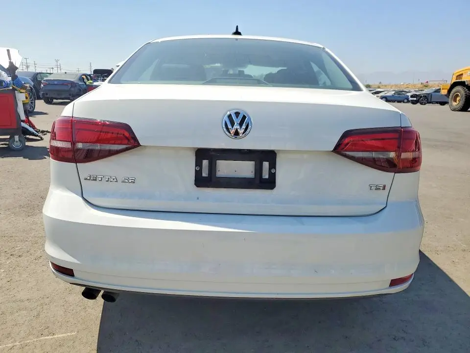2017 VOLKSWAGEN JETTA SE  