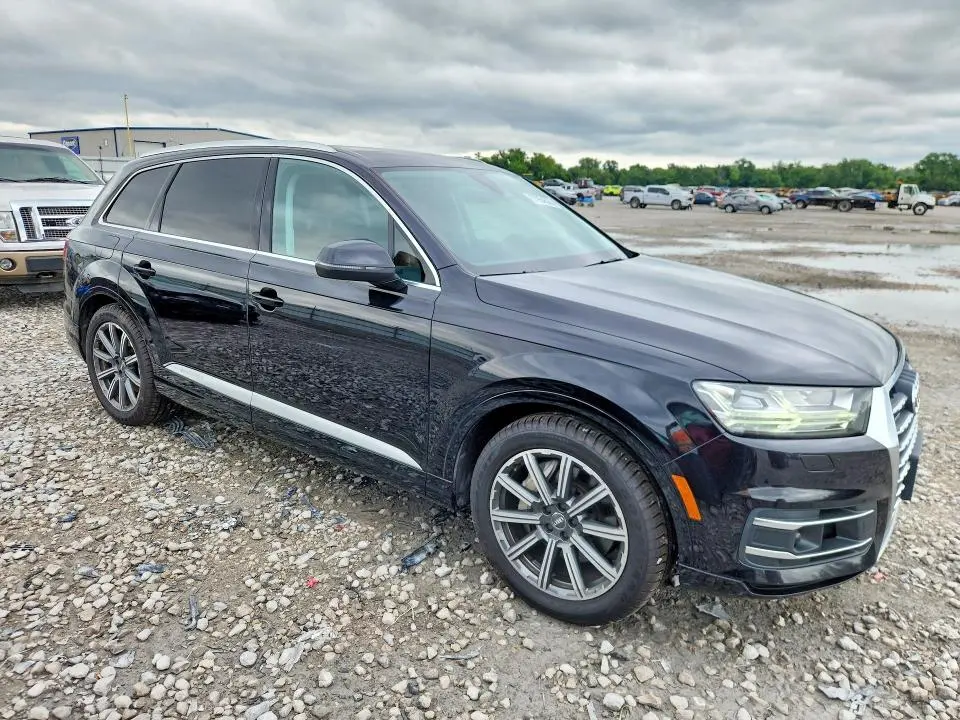 2017 AUDI Q7 PRESTIGE  