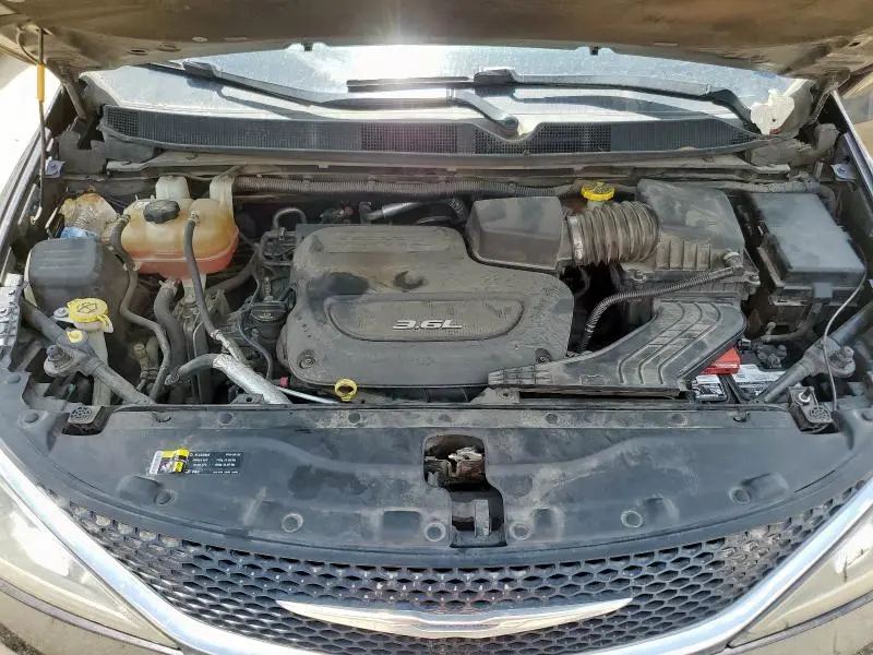 2017 CHRYSLER PACIFICA TOURING L  