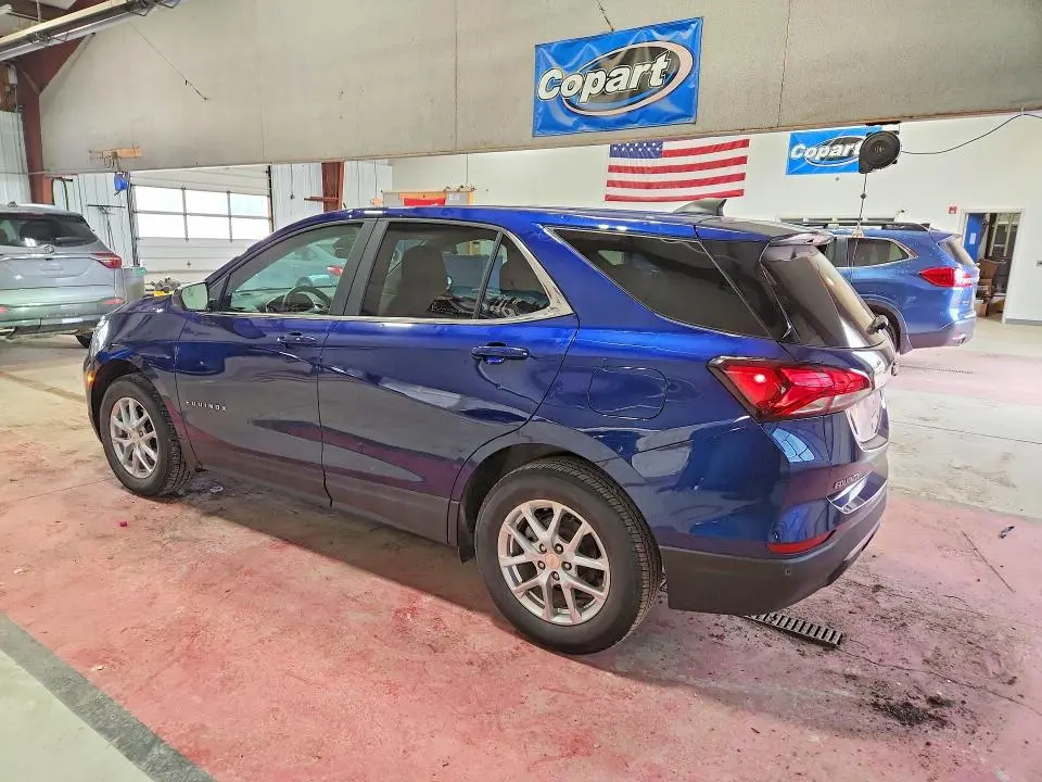 2022 CHEVROLET EQUINOX LT  