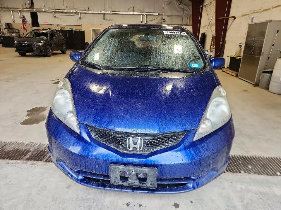 2013 HONDA FIT   