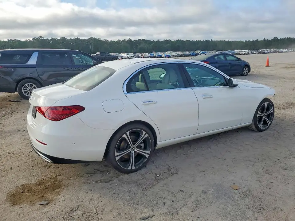 2024 MERCEDES-BENZ C 300  