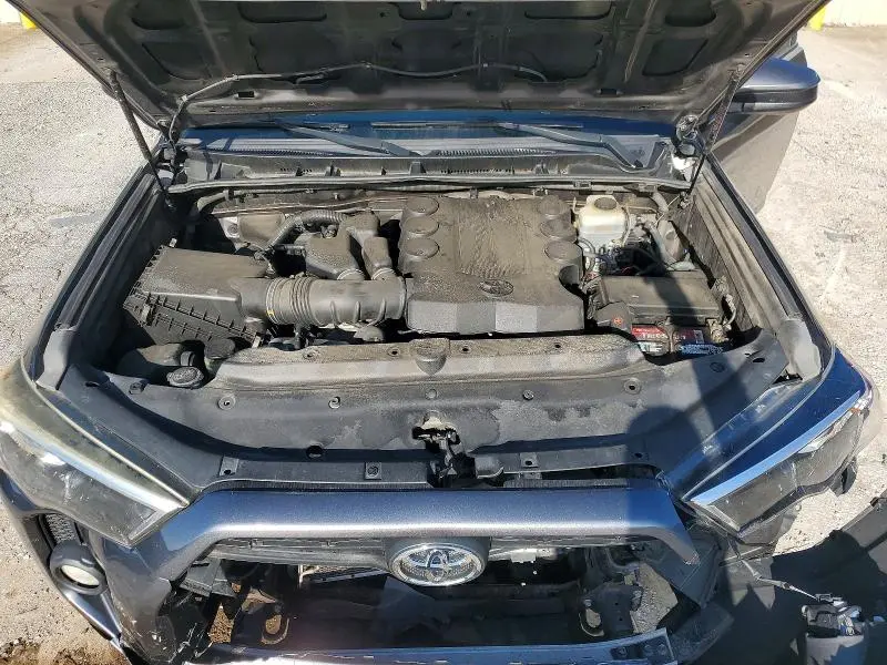 2014 TOYOTA 4RUNNER SR5  