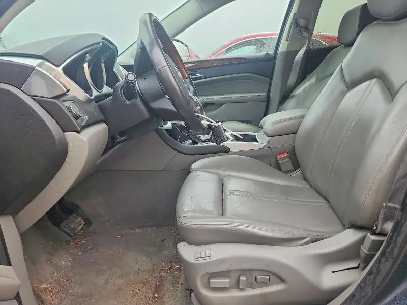 2011 CADILLAC SRX LUXURY COLLECTION  